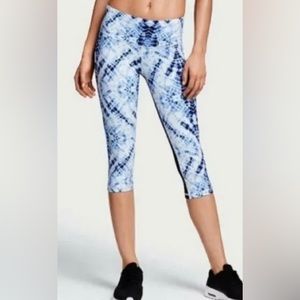 Victorias Secret Tie Dye Knockout Seamless Crop Leggings Small